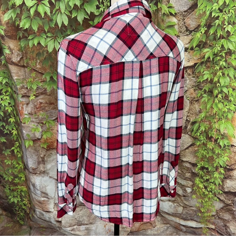 RAILS Classic Plaid Button Front Flannel Shirt in Red, White, and Blue, XS - Picture 4 of 14